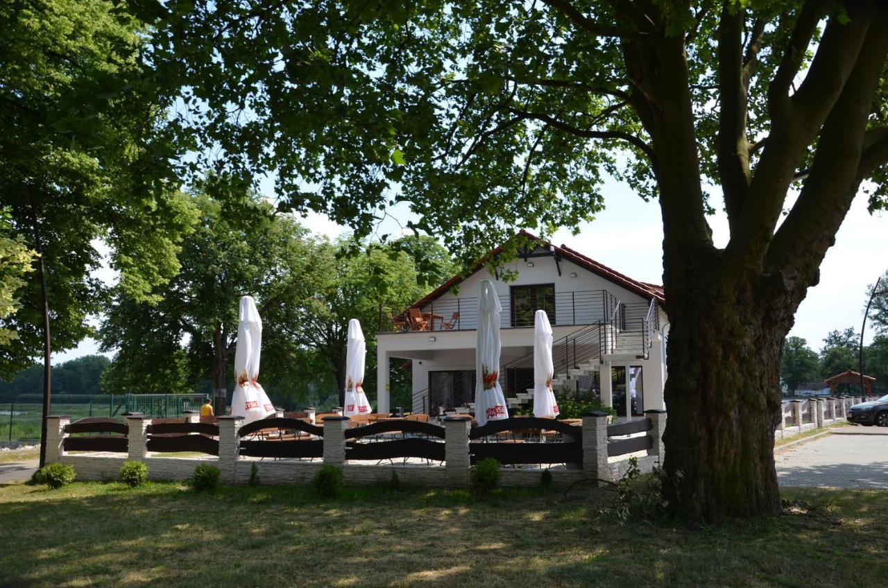 Pod Kotwica Bed & Breakfast Nowa Sol Exterior photo